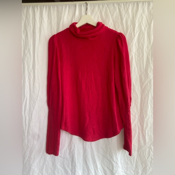 Anthropologie Puff Sleeved Cozy Turtleneck Top in Hot Pink
Size Small - Picture 11 of 13